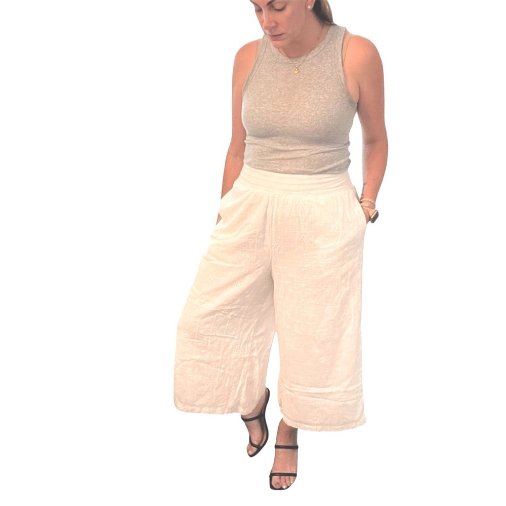 American Eagle Cream Lace Eyelet Smock Cropped Cotton Wide Leg Pant Cottagecore